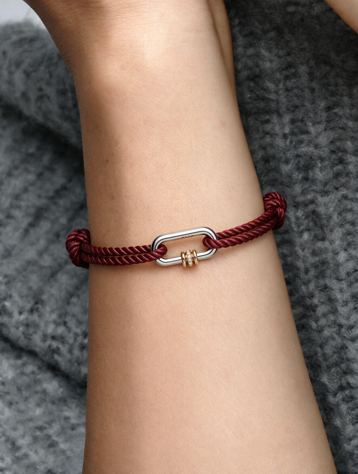 NEXUS LUMINA — Garnet Red