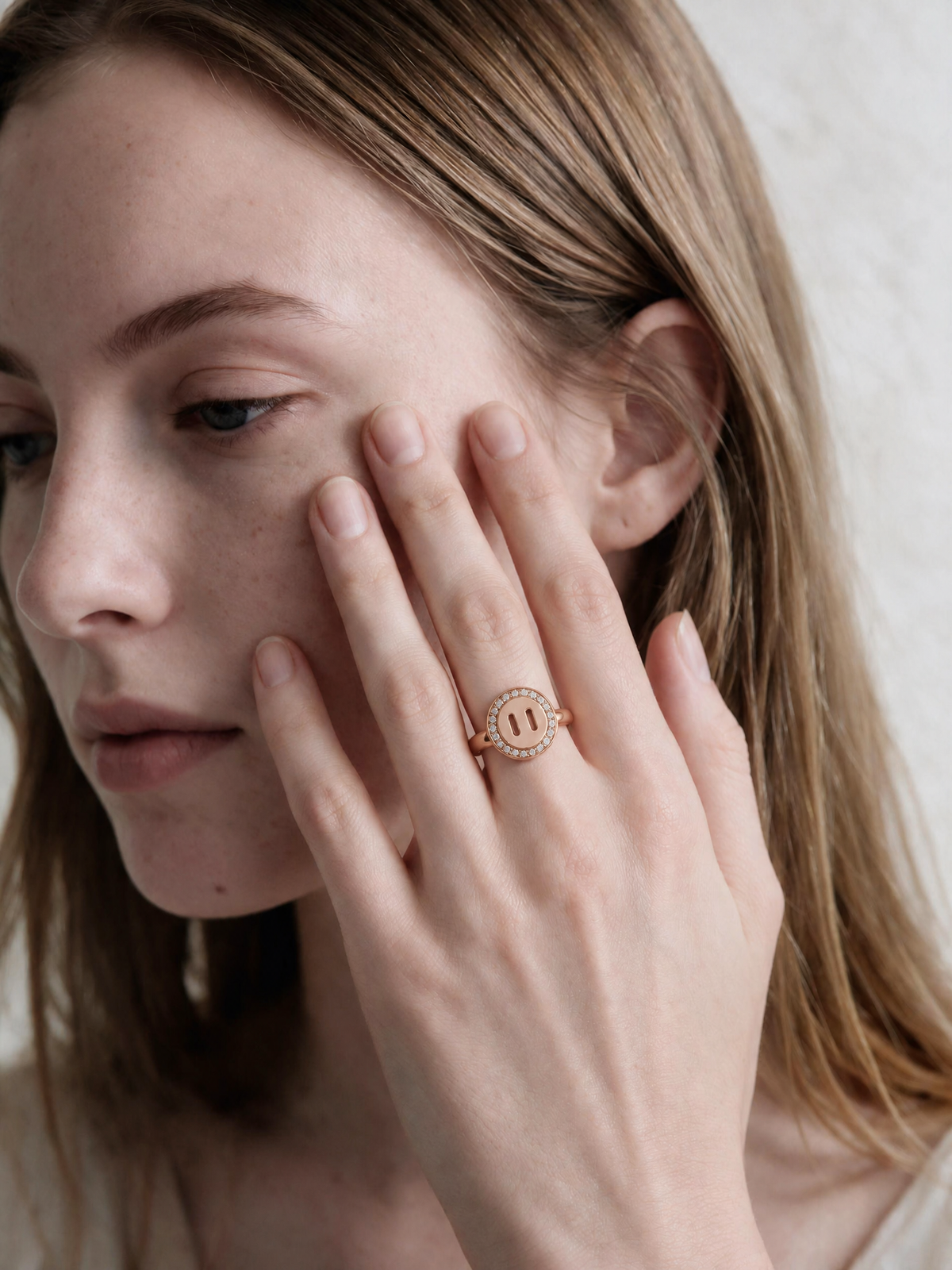 Venustas Gemina  Signet Ring